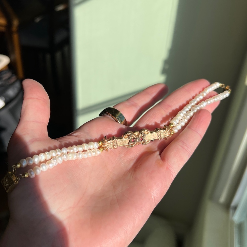 Vintage Gold & Freshwater Pearl Bracelet – Elegant Baroque-Inspired Jewelry